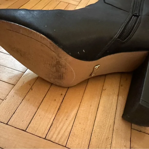 Kensie Ivelisse Knee High Heeled Boots - Picture 3 of 4